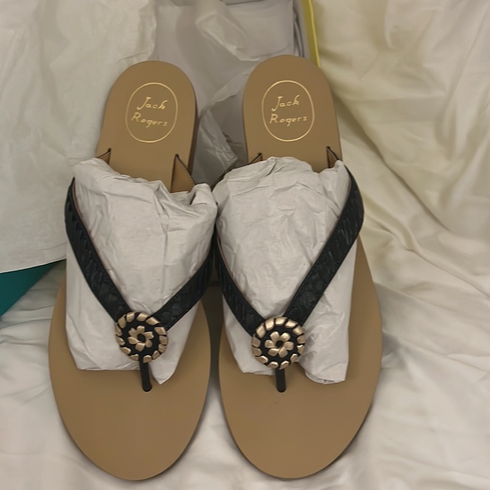 NIB Jack Rogers SZ 11 sandals in dark blue and gold